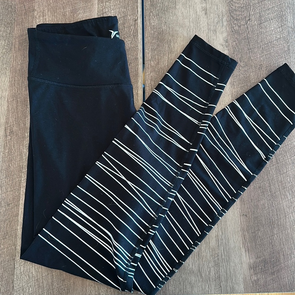 LIKE NEW Old navy active mid rise legging